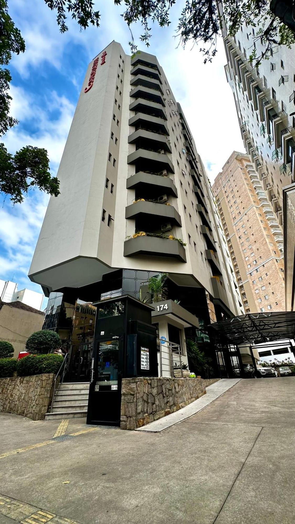 Flat Cosmopolitan Praia Com Estacionamento Gratis - Gonzaga - Andar Alto Hotel Santos  Exterior foto